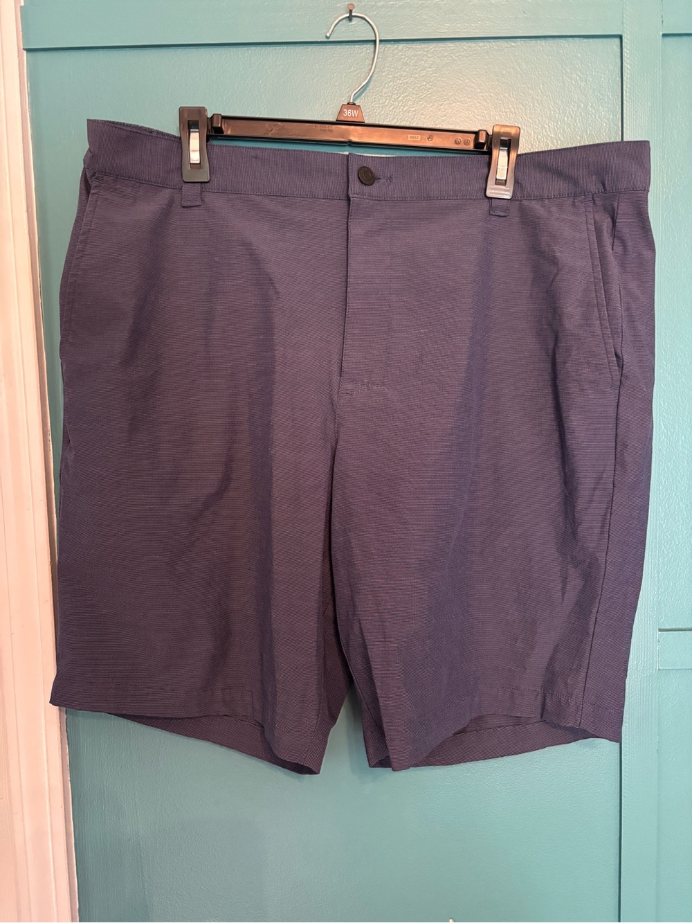 Banana Republic Men's Navy Stretch Flat-Front Shorts Size 40 -Golf
